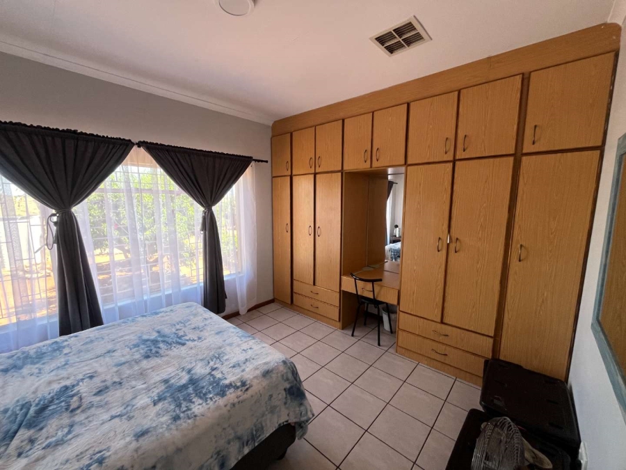 3 Bedroom Property for Sale in Olyfvenhoudtsdrift Northern Cape